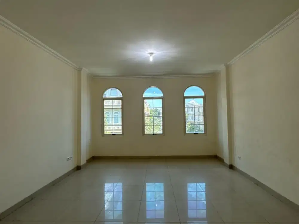 Dijual Rukan Sentra Niaga Green Lake City 4,5 x 15 Harga Termurah 3,67 miliar Saja