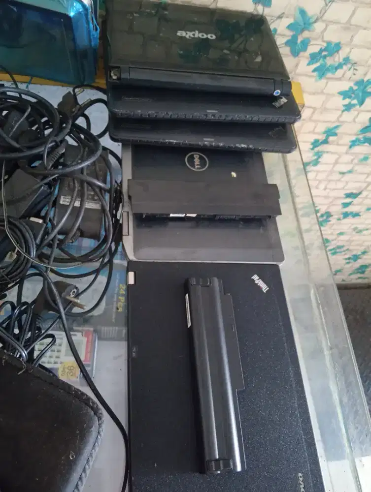 Jual aneka laptop hrg murah 10in sampai 12in