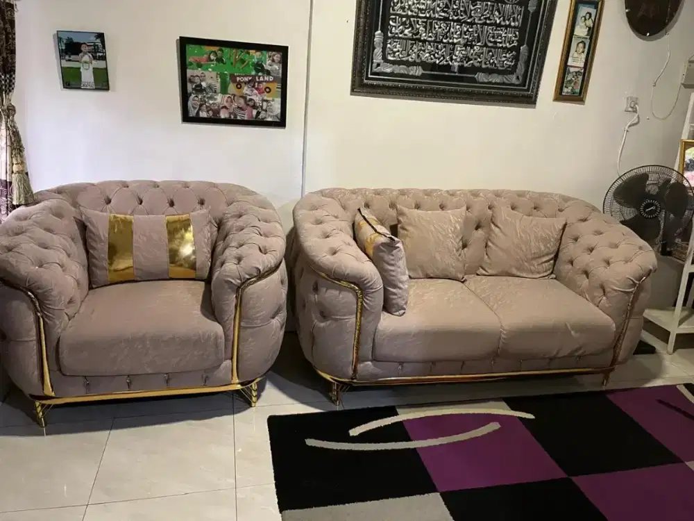 Di jual sofa baru 3 bulan pakai
