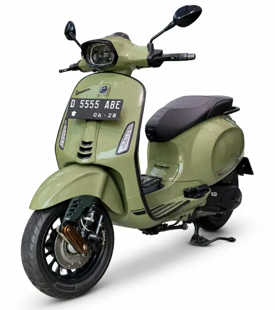 Vespa Sprint s iget 150 ABS A/T tahun 2023