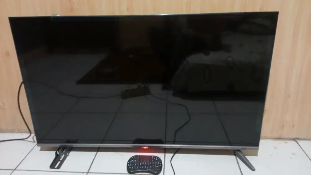 Tv led coocaa android digital 43inchi mulus