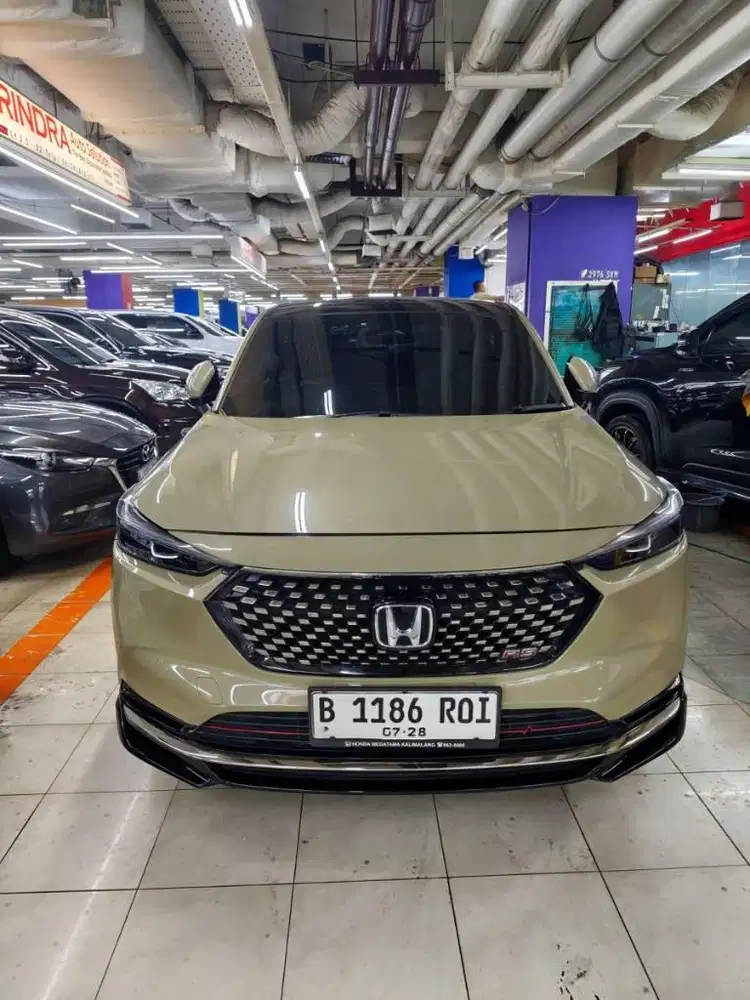 HRV RS turbo 2023 km21rb sandkhaki matic dp ringan istimewa
