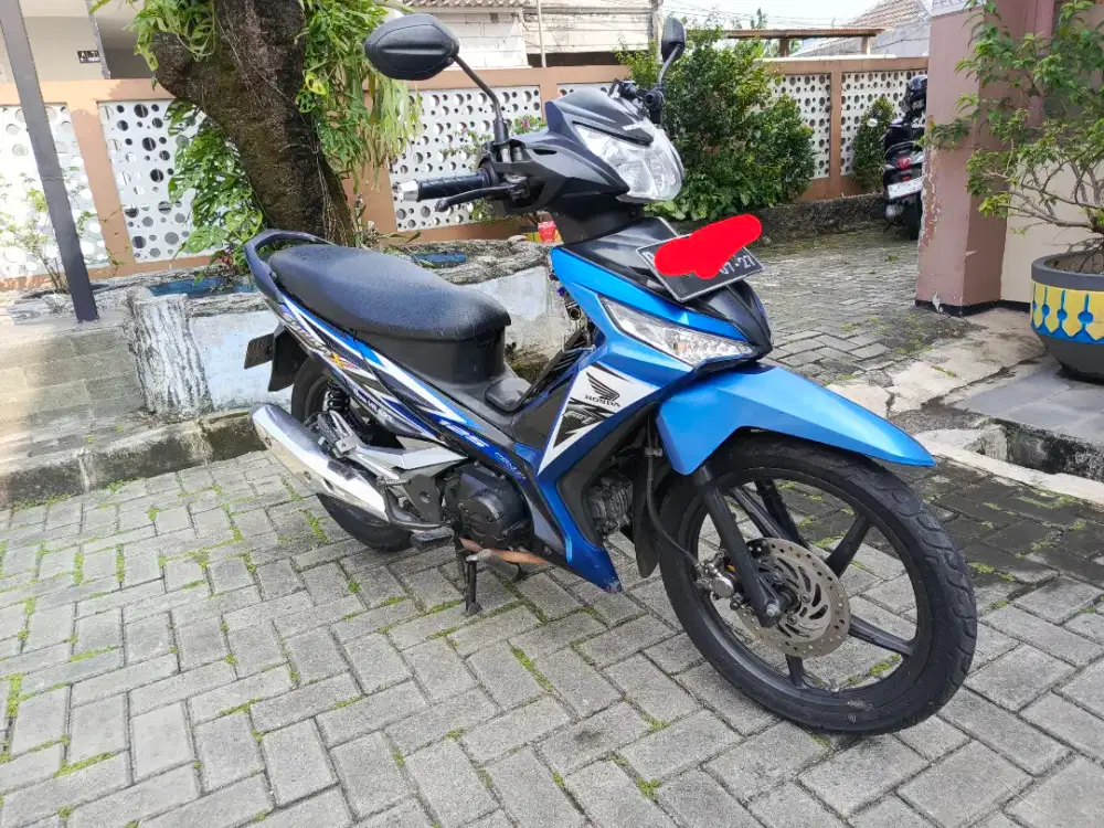Supra X 125 fi Tahun 2015 Istimewa