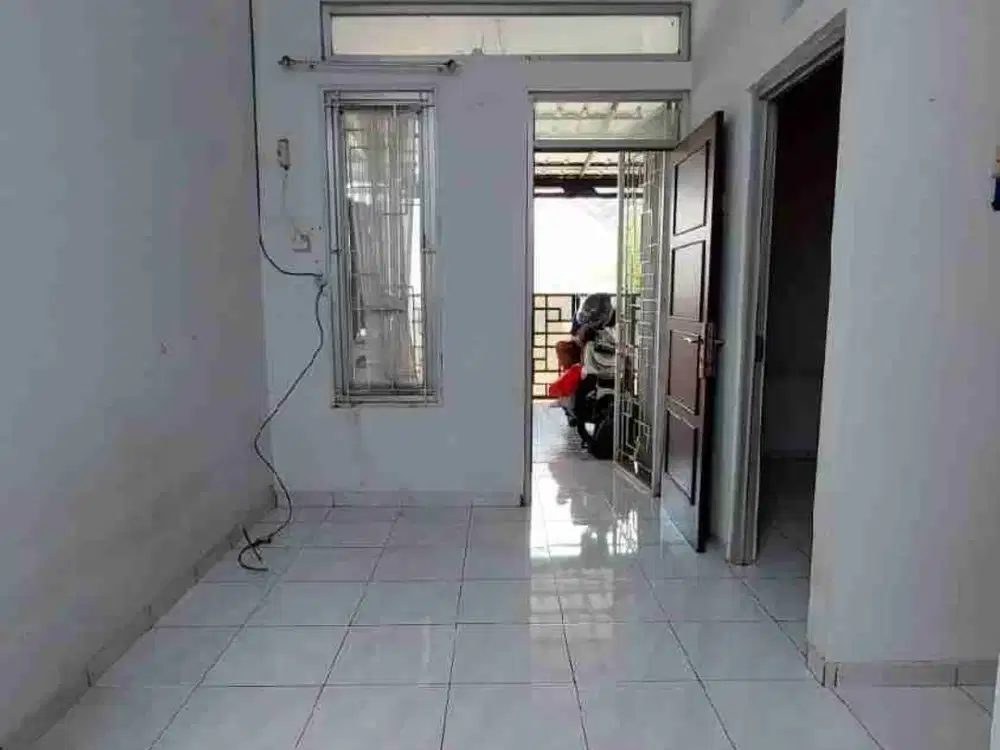 rumah siap huni murah 400 JT an strategis di Ciwastra