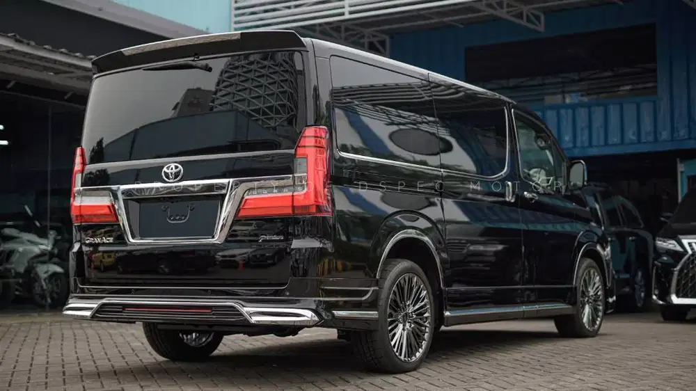 Toyota  GranAce 2.8 Premium WALD Most Full Options