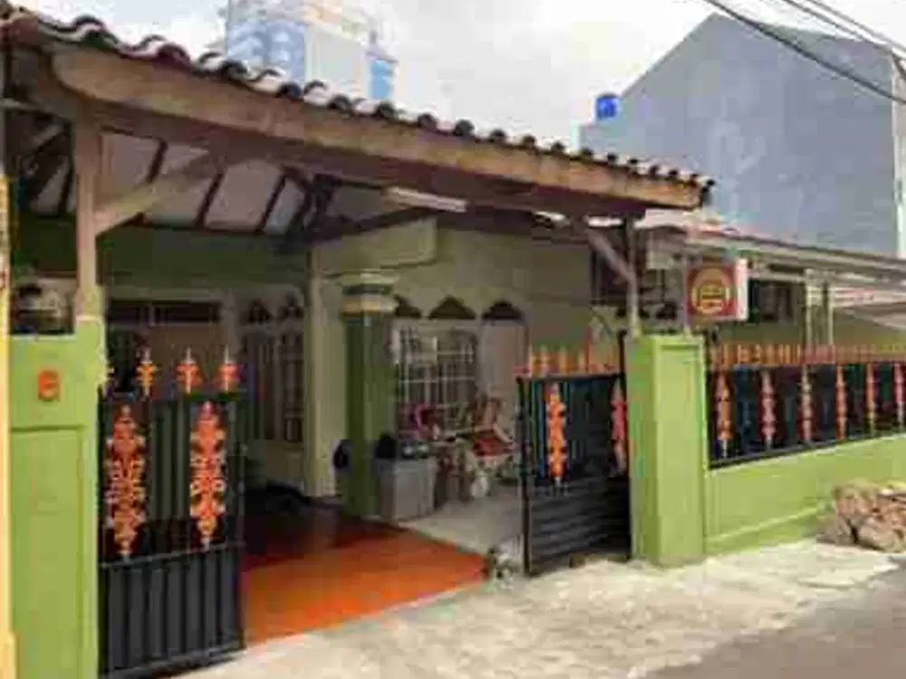 rumah belakang RS Tebet barat