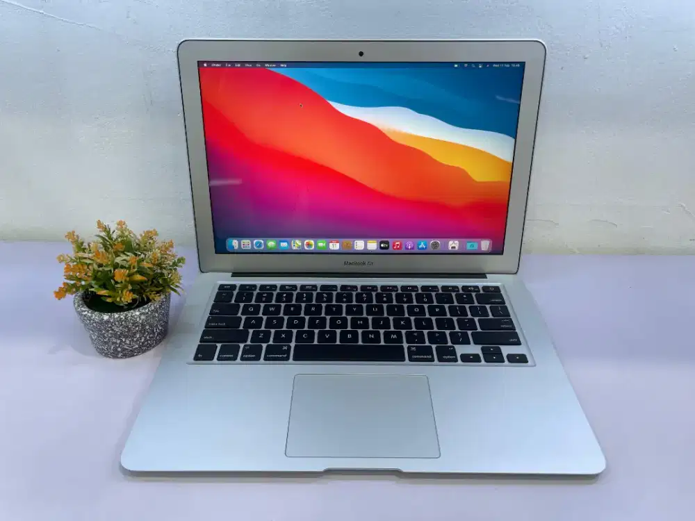 MacBook Air 132017 Core i5/RAM 8GB/SSD 256GB/CC 711 Normal