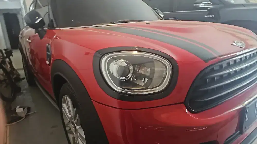 Dijual milik sendiri dari baru Mini Cooper Countryman merah