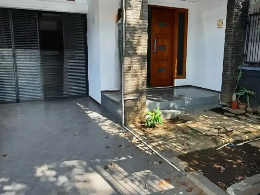 Rumah 2 Lantai Untuk Kantor di Sukaluyu Cikutra Bandung