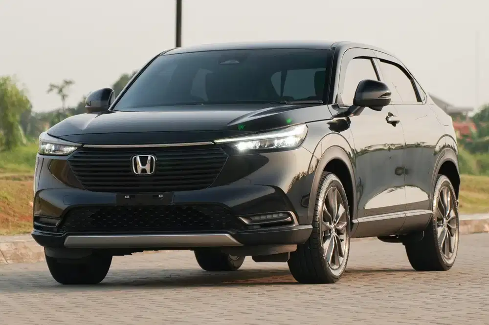 Heavy Duty! Honda HRV 1.5 SE Panoramic 2024 Black Warranty creta