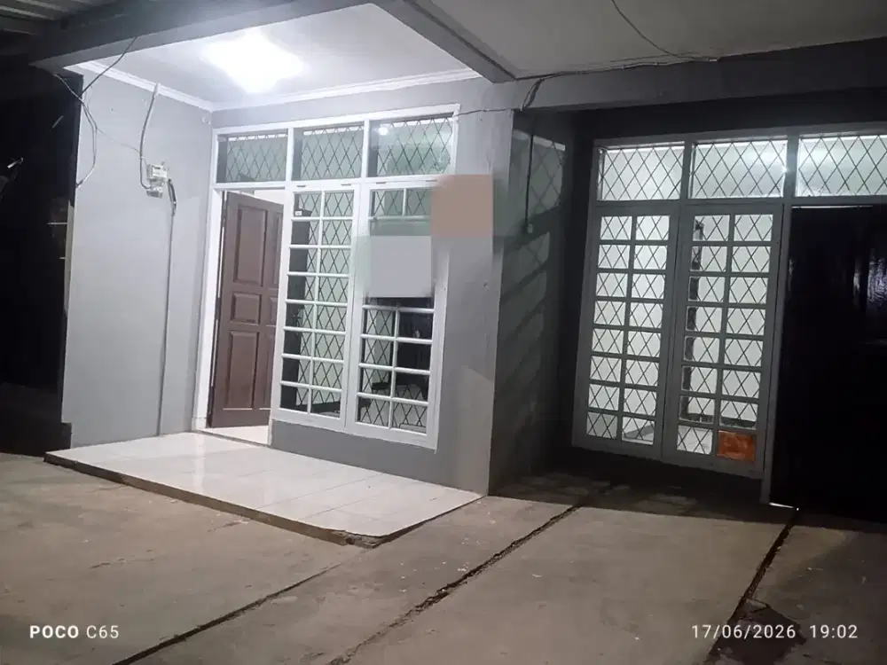 Rumah Sudah Renov Siap Huni di Komplek Bahagia Ciwastra