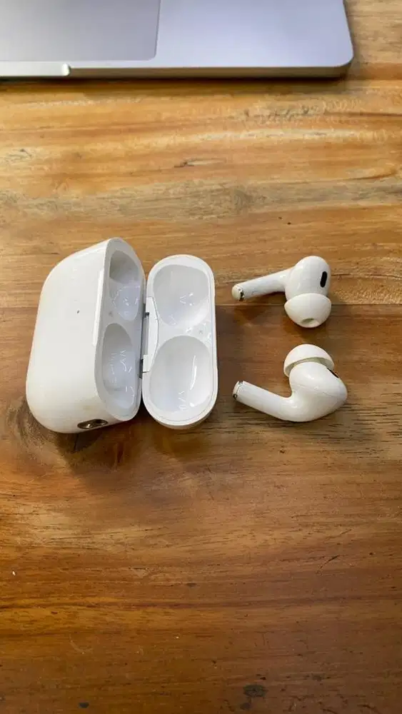 DIJUAL AIRPODS 2 PRO
