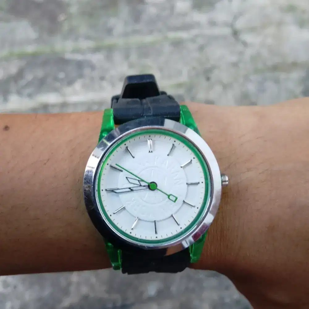 Jam tangan DKNY