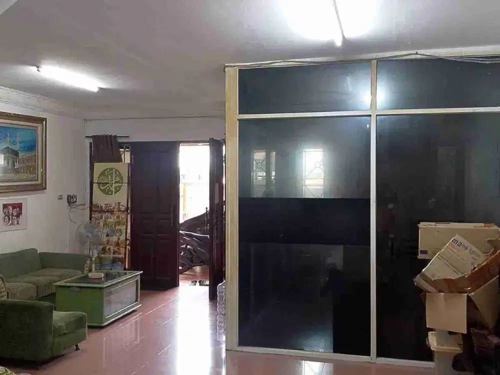 Rumah siap huni di Palmerah Jakarta Barat