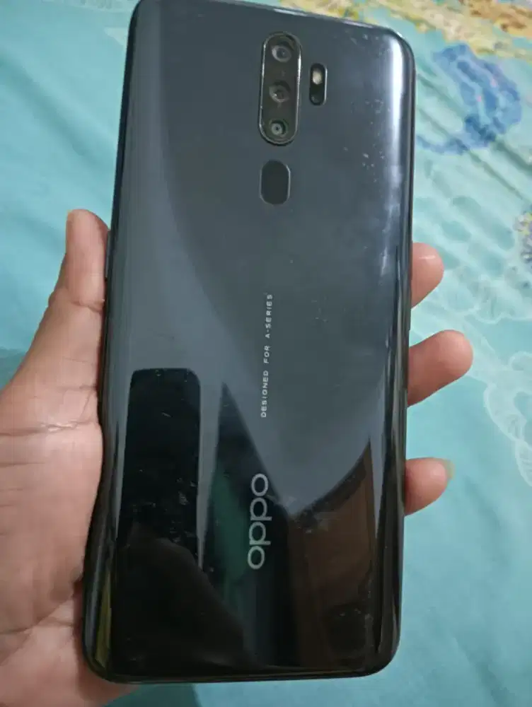 Jual hp Oppo a5 2020 mulus 800 nego
