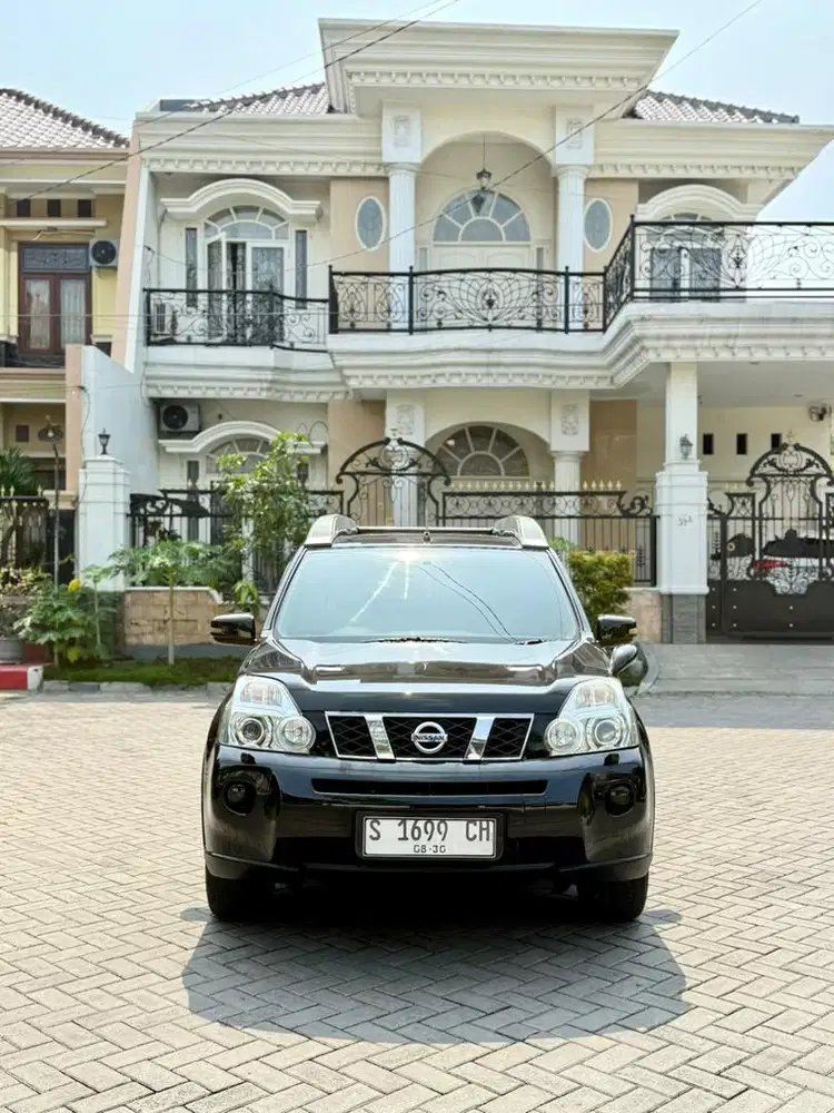 Nissan Xtrail XT 2.5 Tahun 2011 Facelift Matic Istimewa