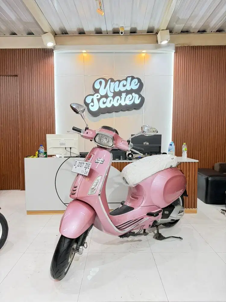 Vespa Sprint 150 Iget Abs 2018 Merah Muda