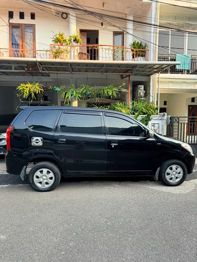 Toyota Avanza 2005 Bensin