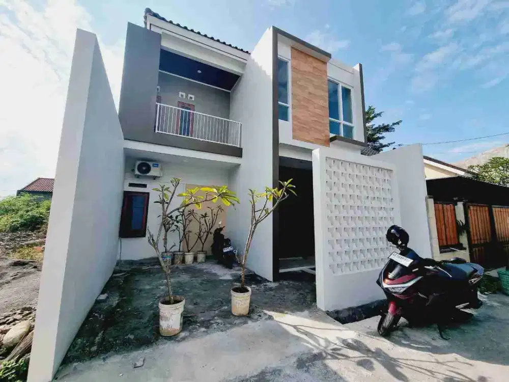 rumah mewah harga murah di perumahan Gentan area