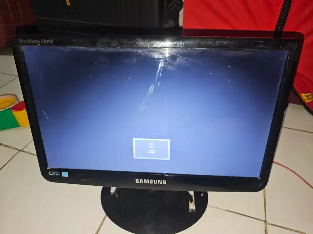LED Monitor Komputer samsung 16 (wide) second mulus bagus. 
MINUS.