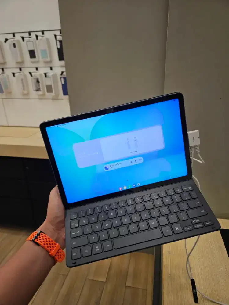 SAMSUNG GALAXY TAB S10 LITE 5G FREE KEYBOARD + SPEAKER + CHARGER 45W