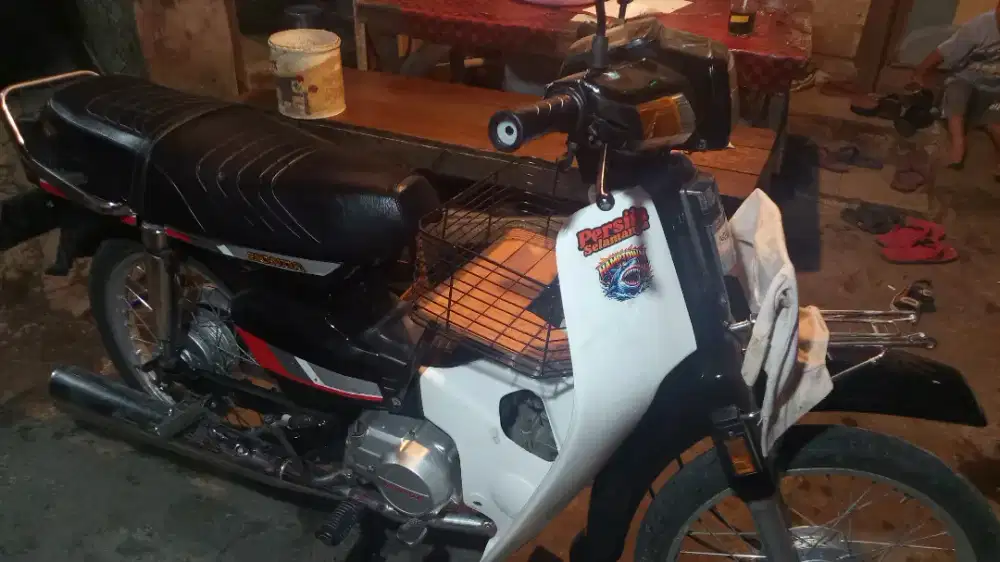 Honda Astrea Prima