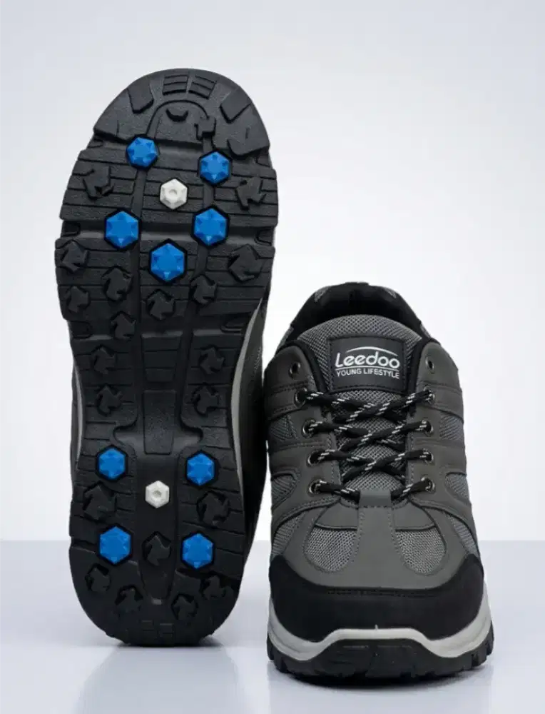 Sepatu Leedoo size 42