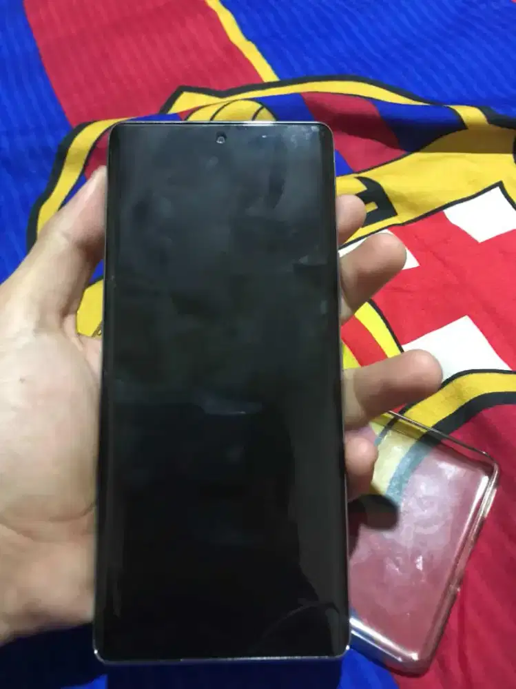 Tecno pova Curve 5G 8+256GB Silver