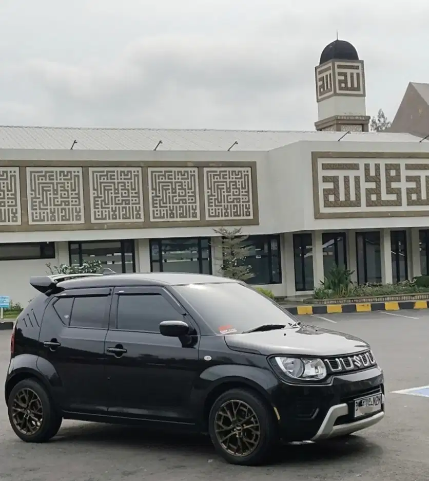 Suzuki Ignis 2021 tangan 1