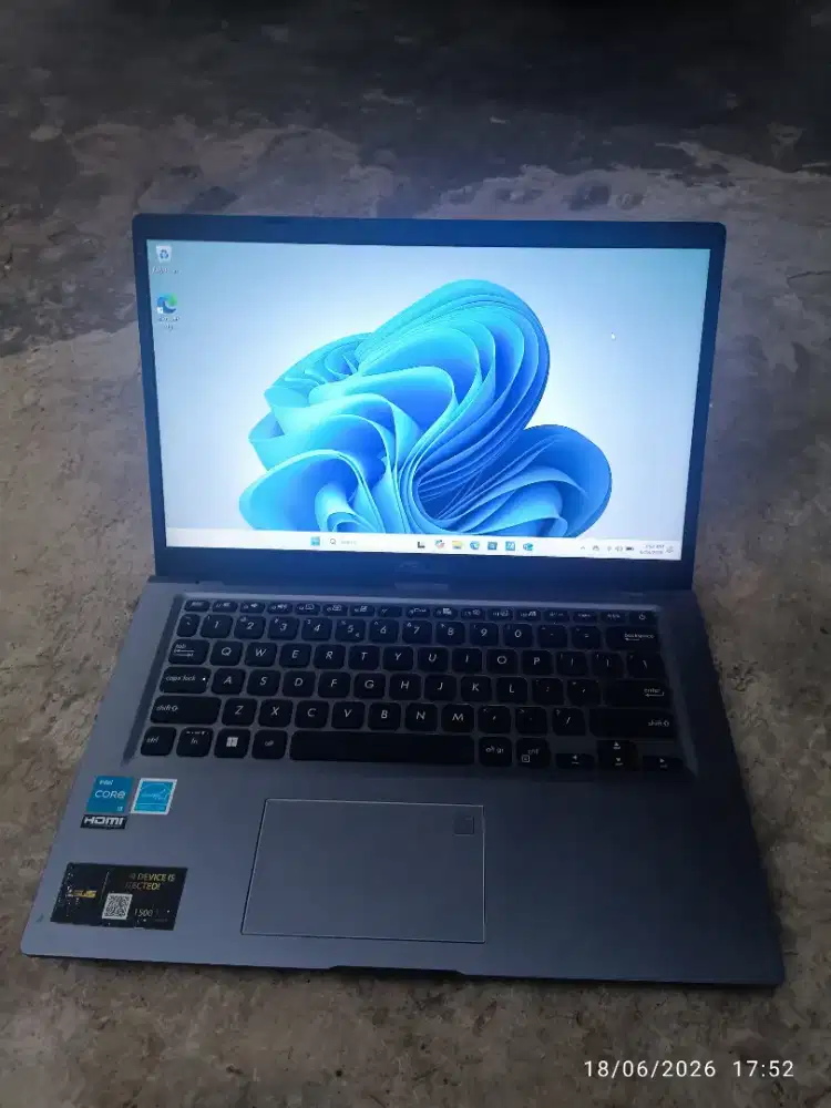 Laptop Asus p1412cea