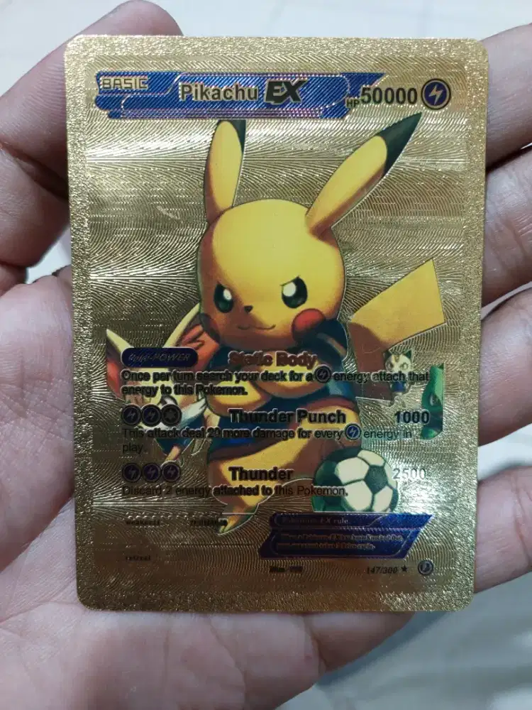 Kartu pokemon pikachu ex gold