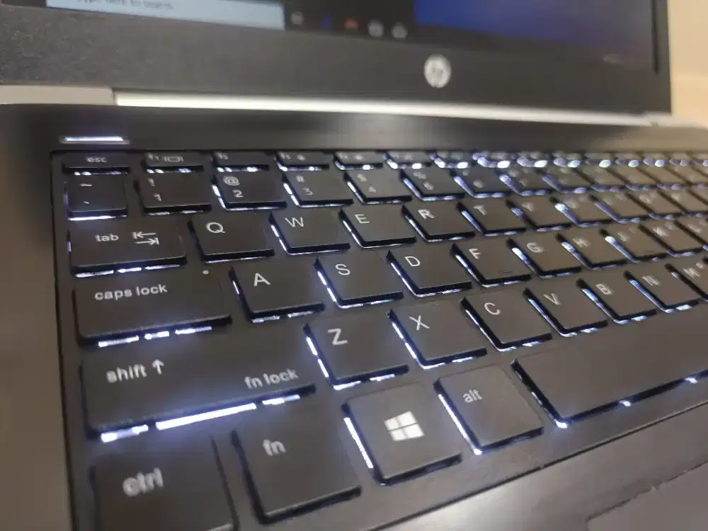 HP Probook core i5 SSD 500GB,RAM 8GB,Keyboard nyala