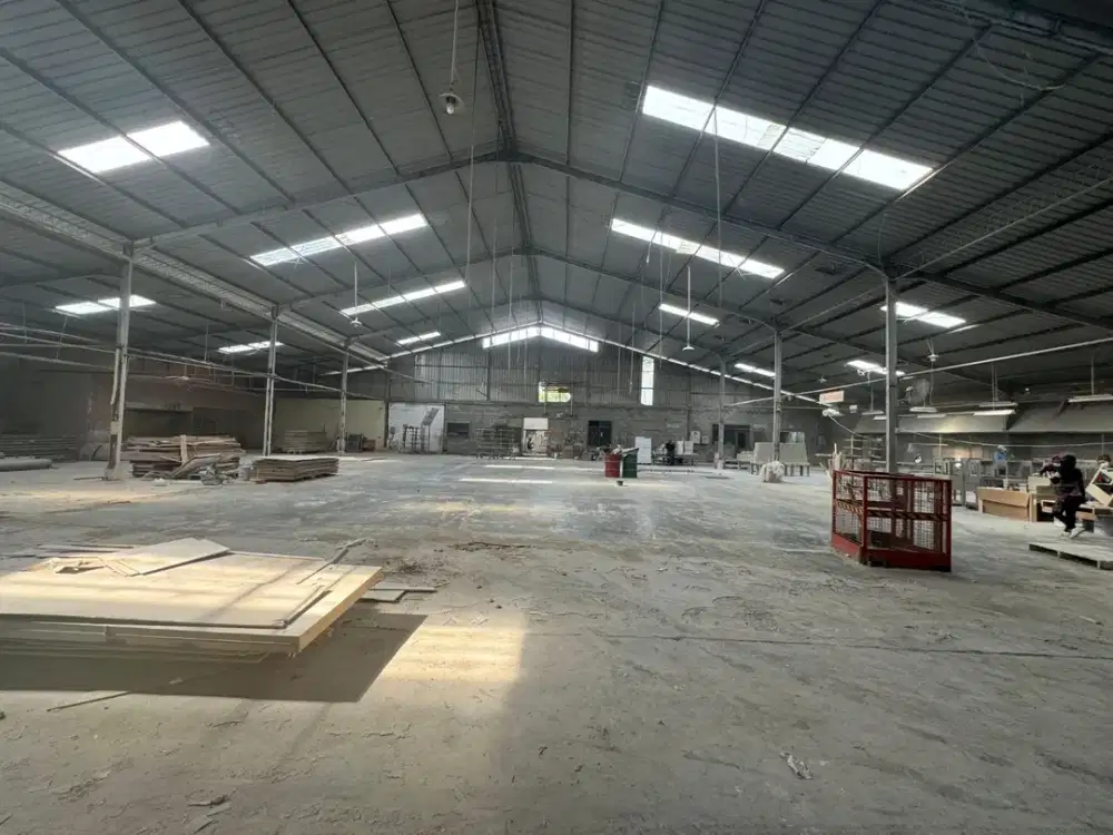 DISEWAKAN GUDANG DI SEMARANG BARAT