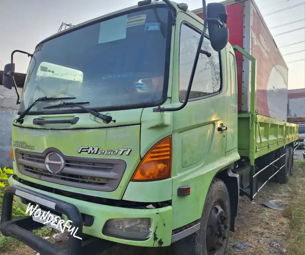 Hino Lohan FM 260 JW Tronton 6×4 Bak Besi 9.5m Km50ribu Asli Bio Solar