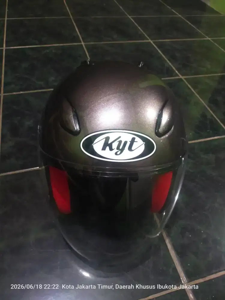 HELM KYT DJ MARU