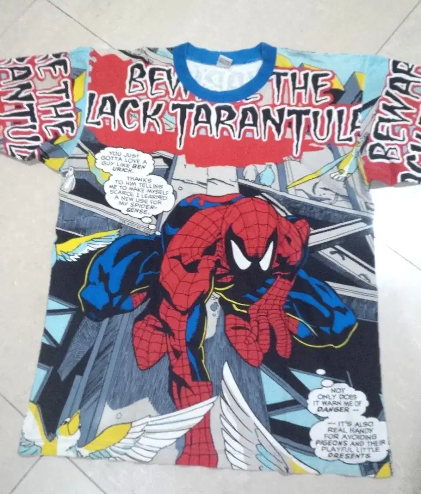Kaos Vintage Spiderman Beware the Black Tarantula