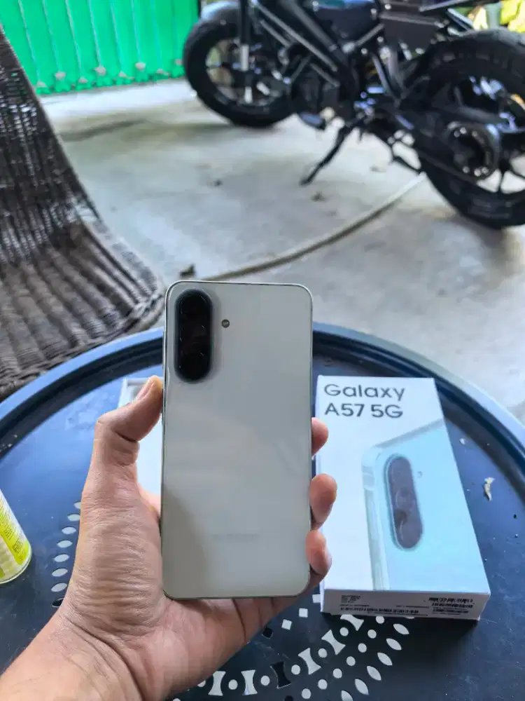 Samsung A57 12/256gb likenew garansi panjang