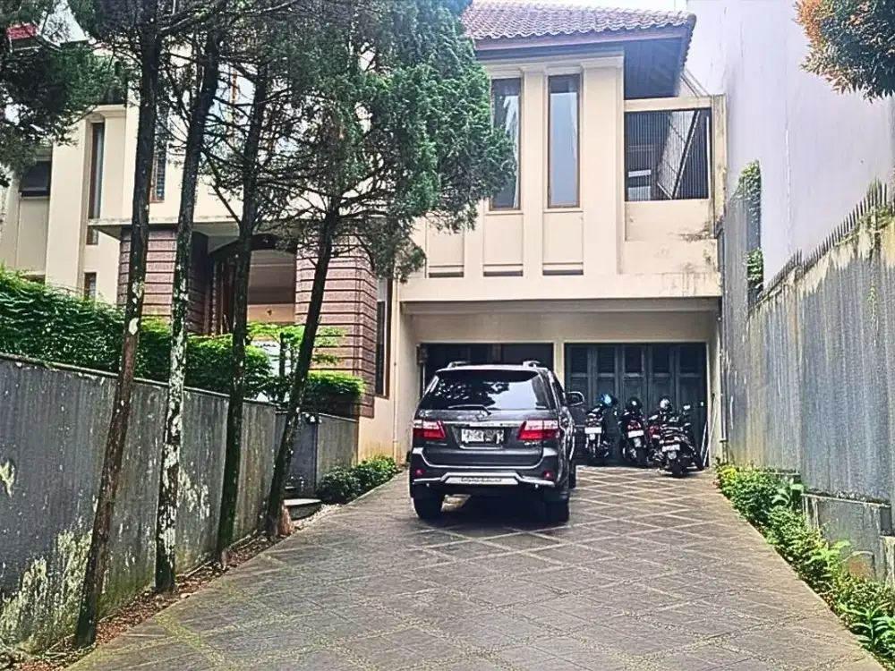 Rumah Mewah 2 LT Lingkungan Asri, Setraduta Hegar Bandung Utara - SHM