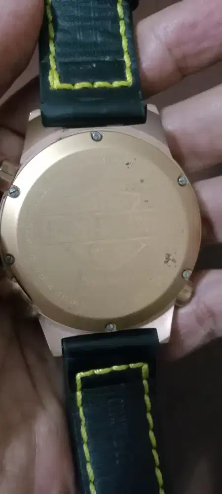 50 meter water resistent HARLEY DAVIDSON timepiecies BY BULOVA B2