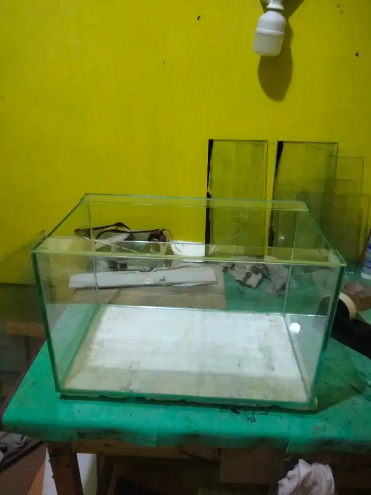 Aquarium 50x30x30 baru