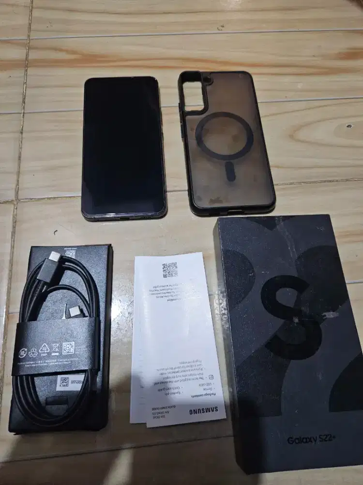 Samsung s22 plus 8/256 Black