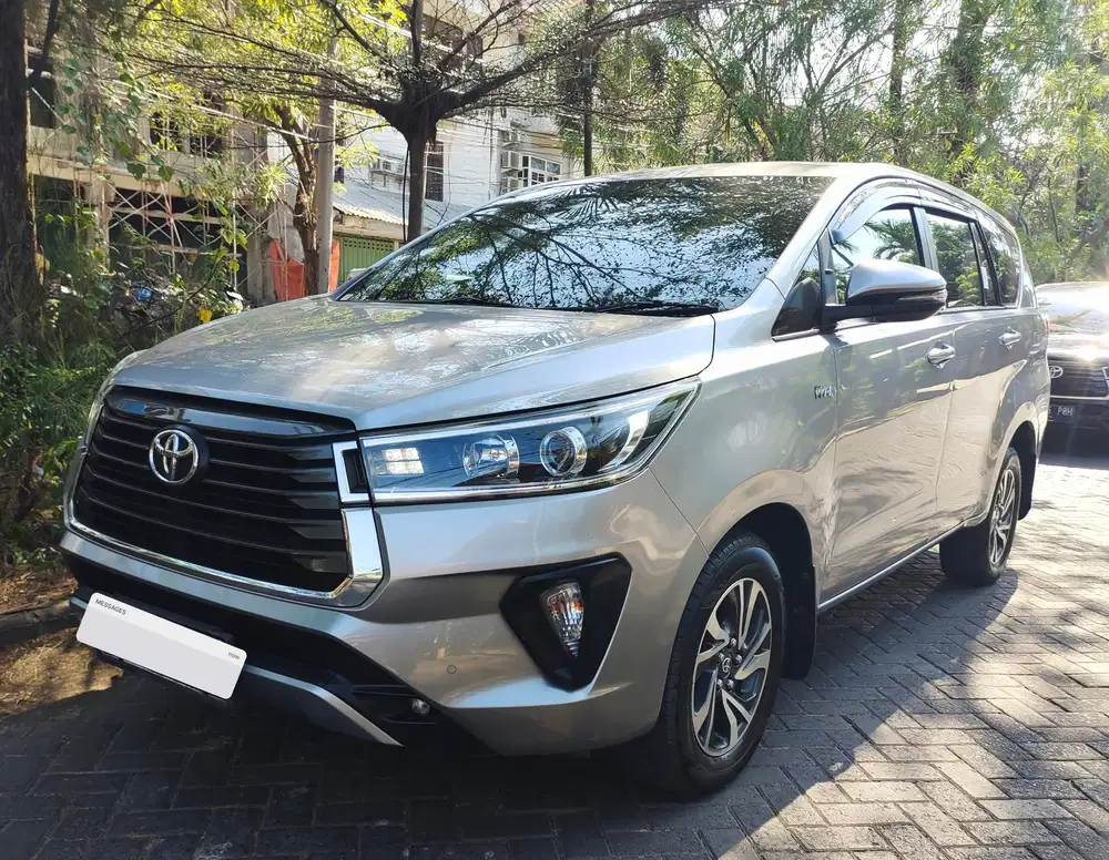 Toyota Reborn 2.0 V Bensin Manual 2021 Silver