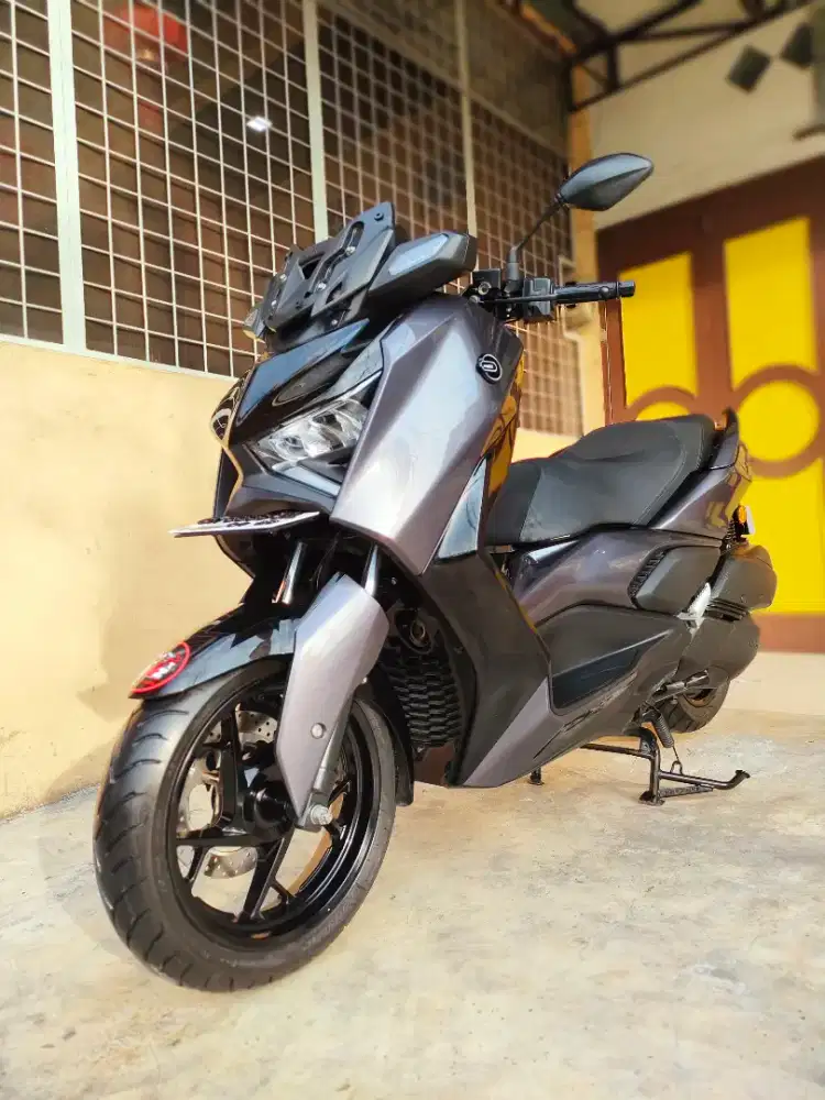 Yamaha X-Max / X-Max 250 ABS 2023, Grey Premium Metalic, Unit Mulus.