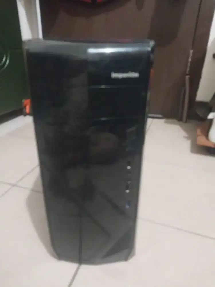 Cpu intel core i5 gen 4 8 gb 500 gb murmer