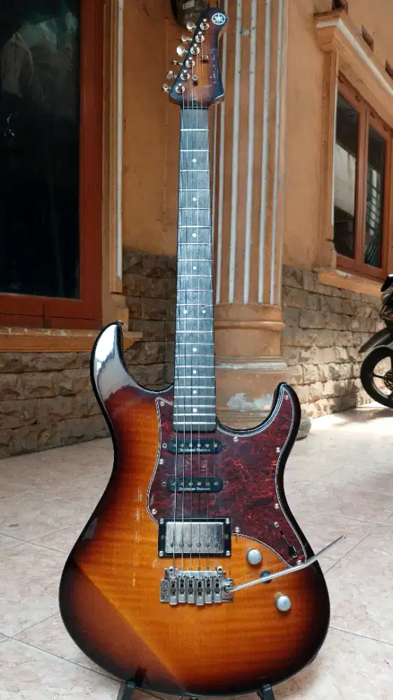 Gitar Pasifica 212VQM Full upgrade