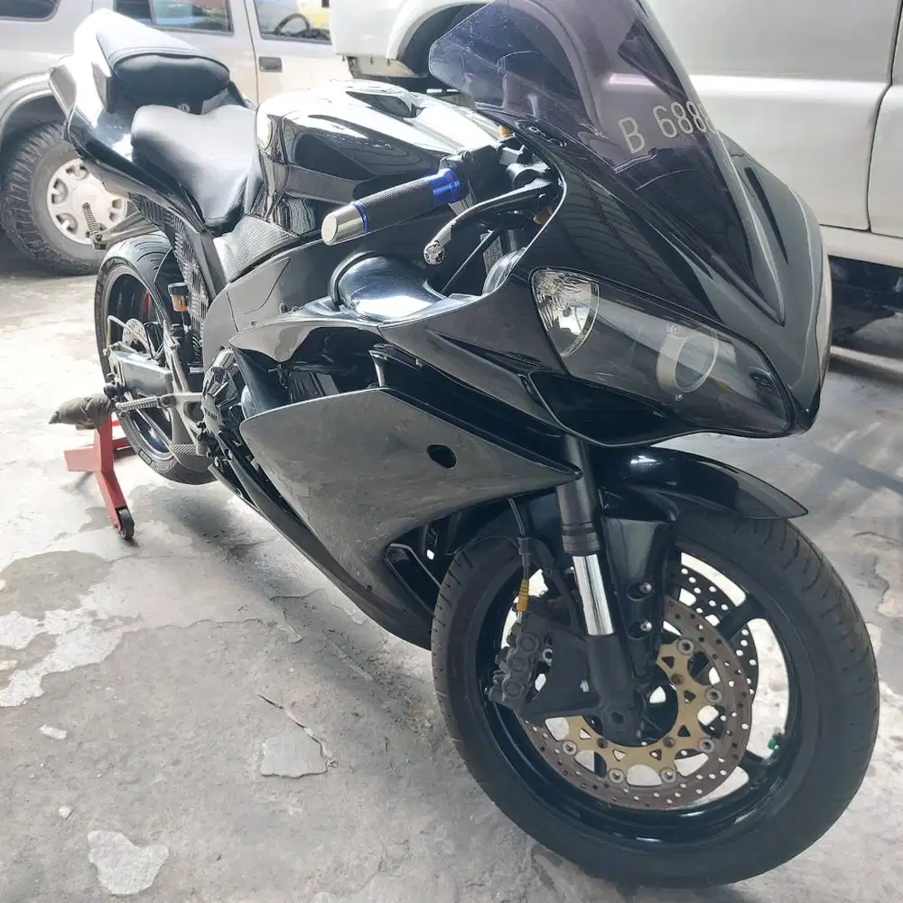 Yamaha R1 YZF 1000cc