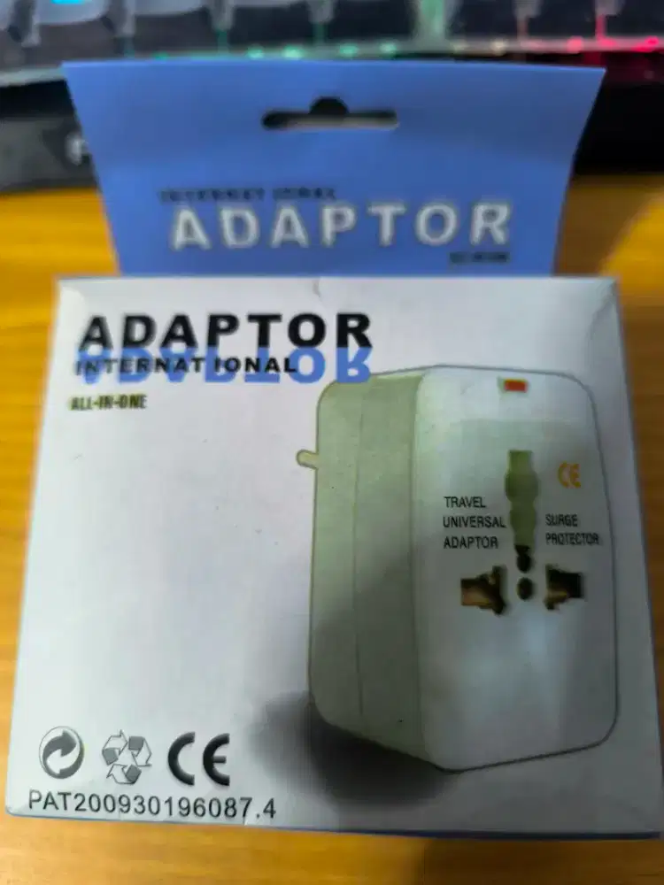 Multi Country Adaptor