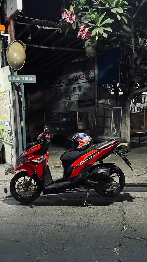 DELKEVIC M8 r14 ALL VARIO