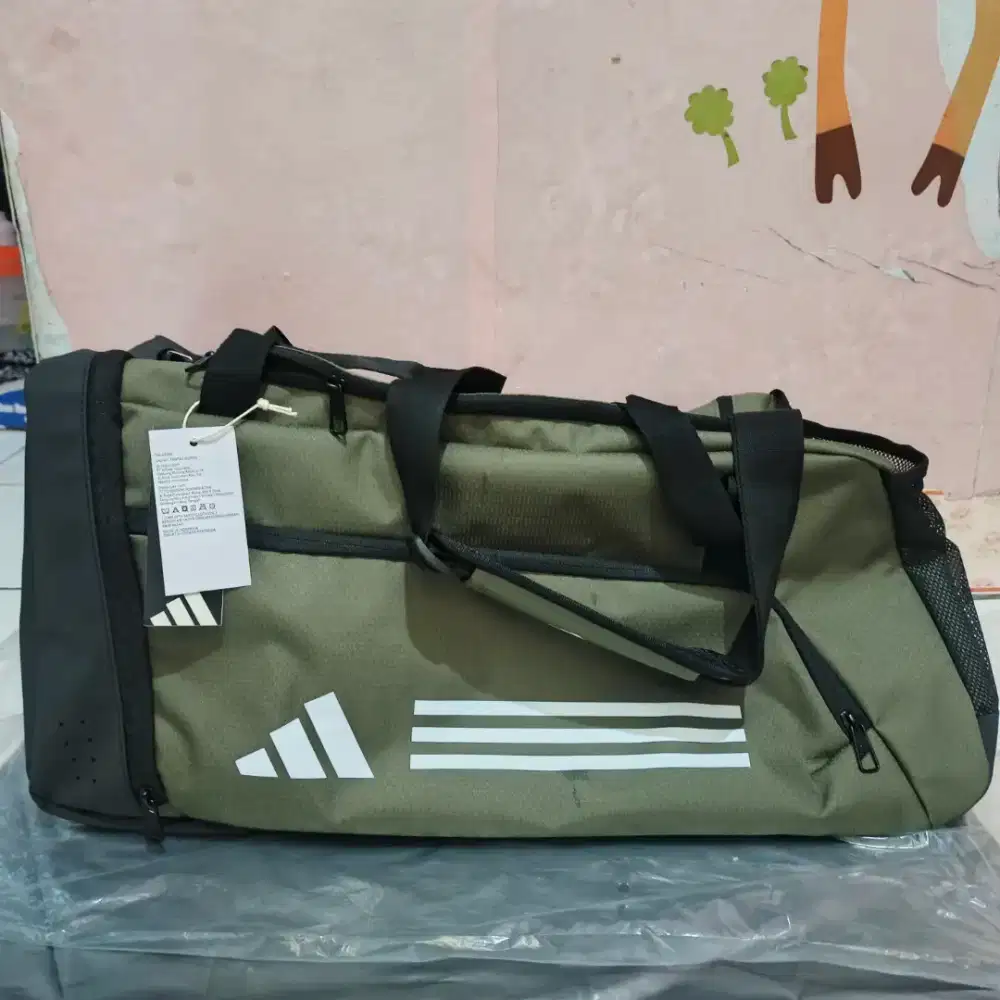 Duffel Bag Adidas Essentials 3-Stripes Medium 51,5 Liter