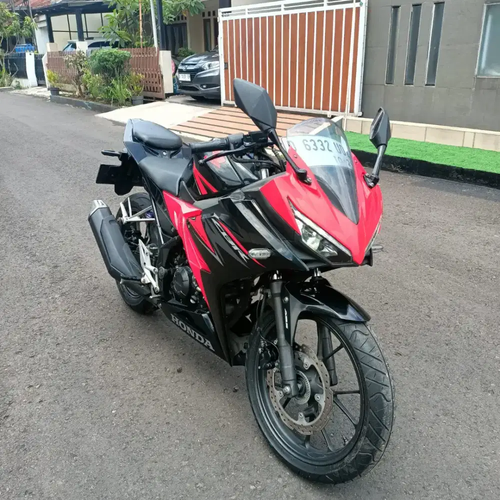 Jual Honda CBR 150CC tahun 2018 Mulus